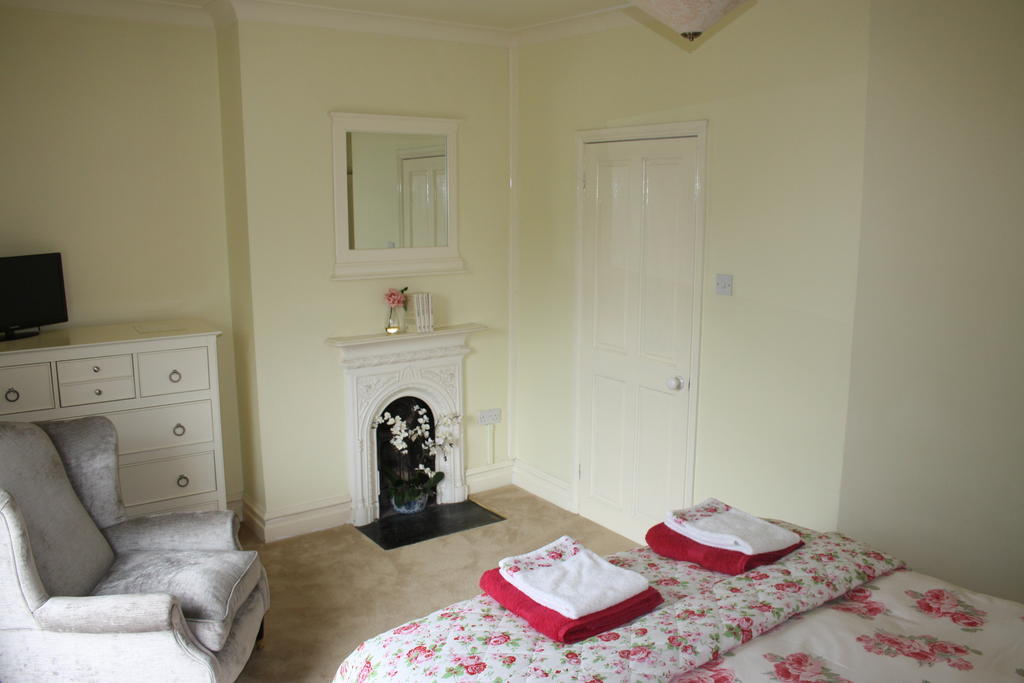 Cheriton House Bed and Breakfast Winfrith Newburgh Habitación foto